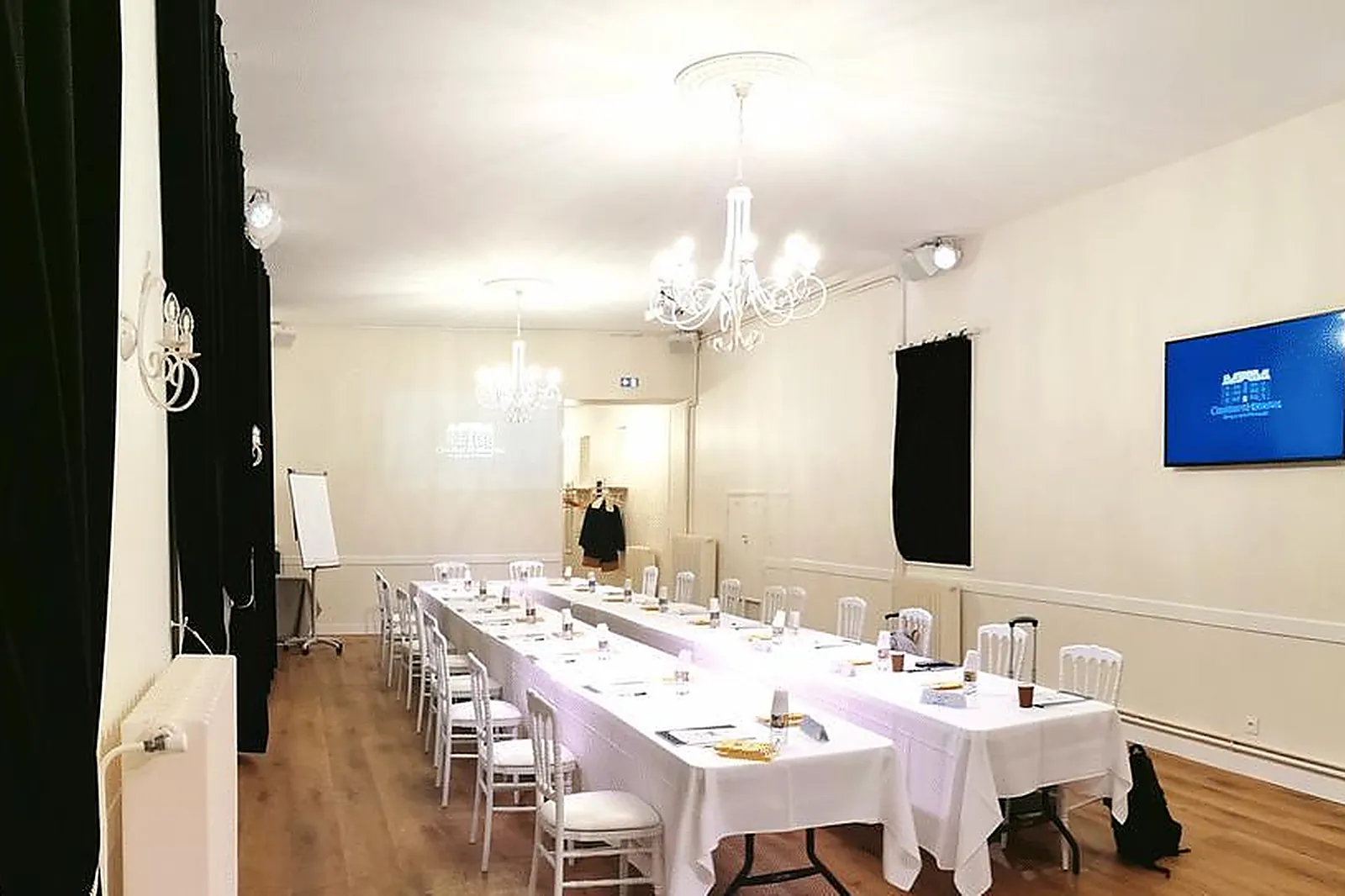 Lieux événementiels, CHÂTEAU D'HERMIVAL