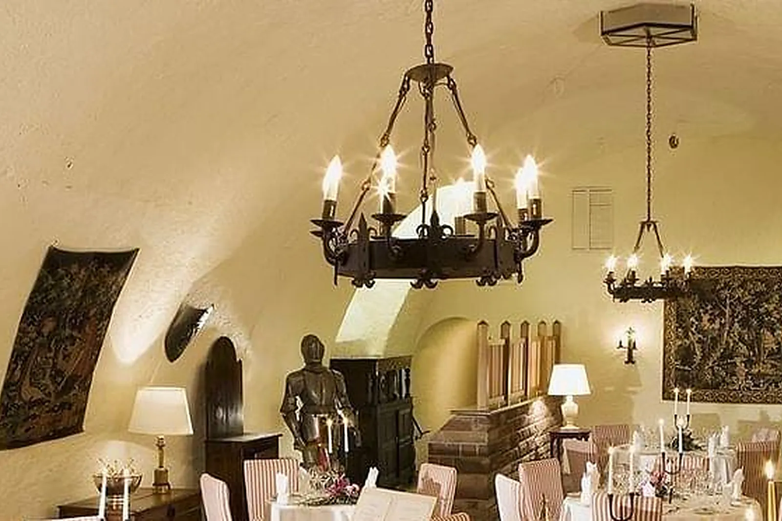 Lieux événementiels, CHÂTEAU D'ISENBOURG