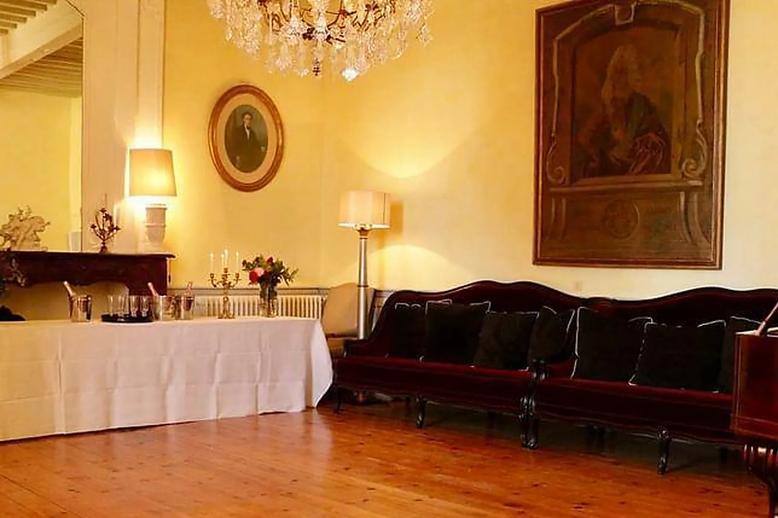 Lieux événementiels, CHÂTEAU D'ISSUS