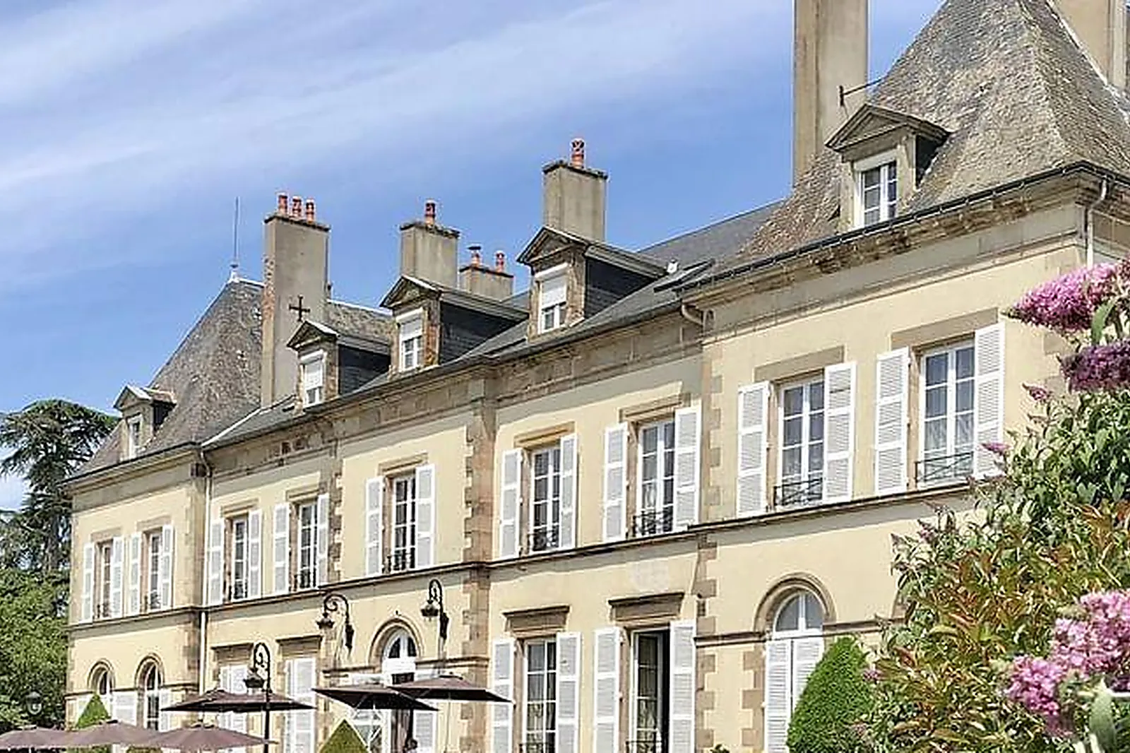 Lieux événementiels, CHÂTEAU D'YGRANDE