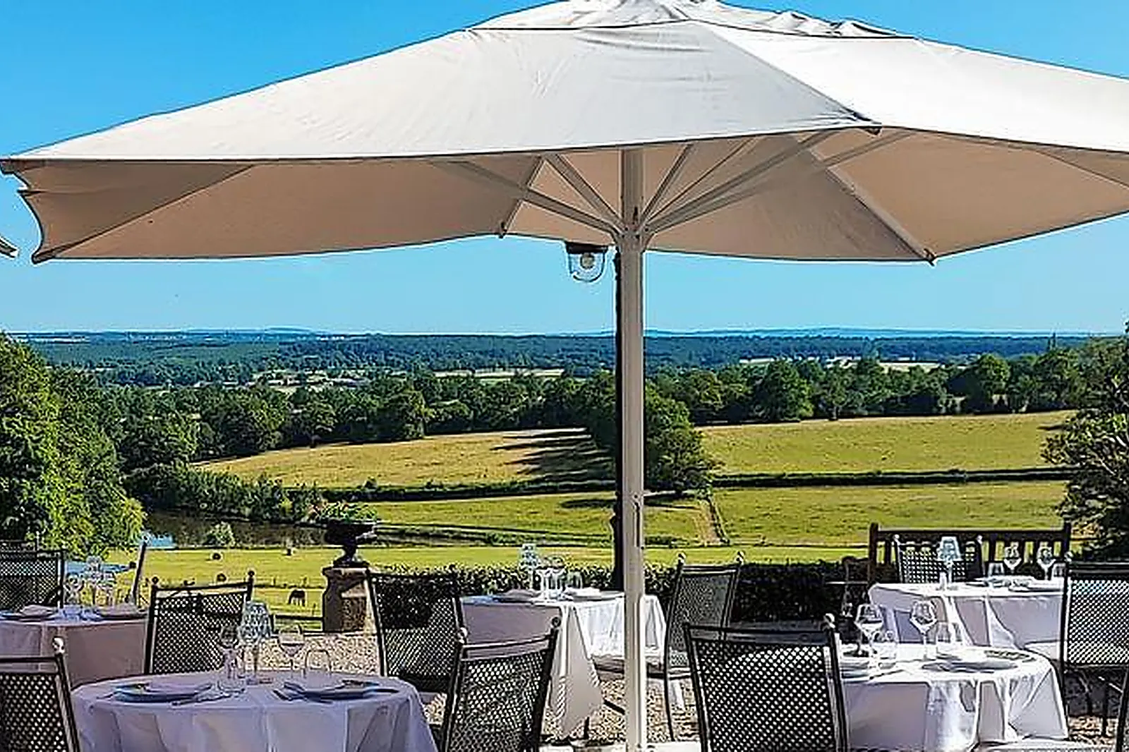 Lieux événementiels, CHÂTEAU D'YGRANDE