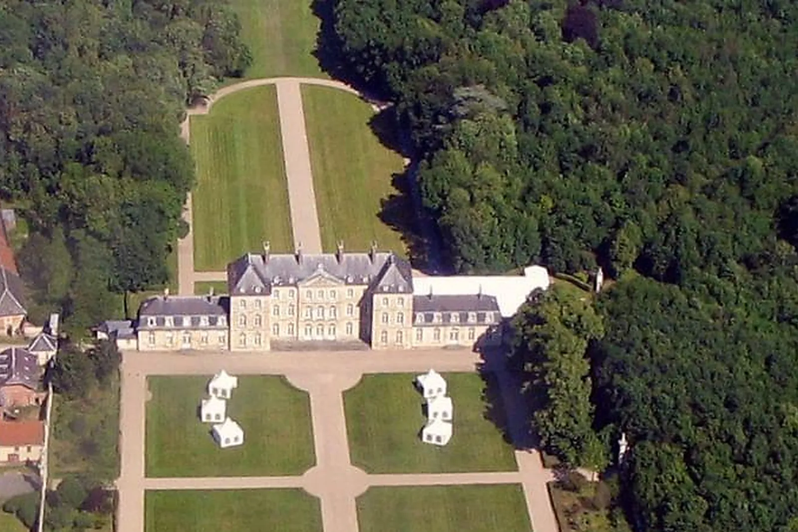 Lieux événementiels, CHÂTEAU DE BERTANGLES