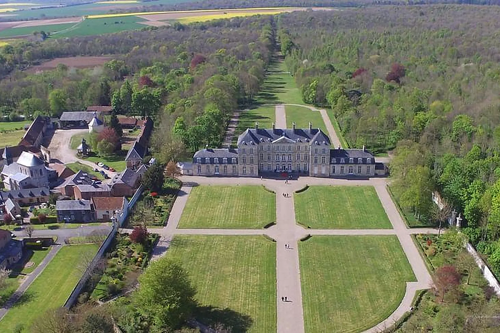 Lieux événementiels, CHÂTEAU DE BERTANGLES