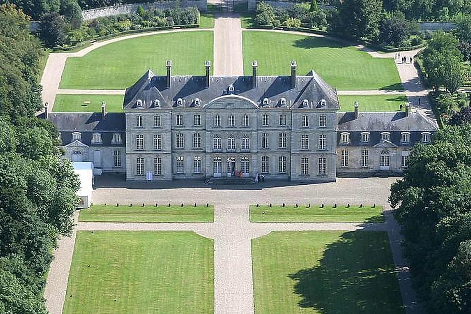 Lieux événementiels, CHÂTEAU DE BERTANGLES