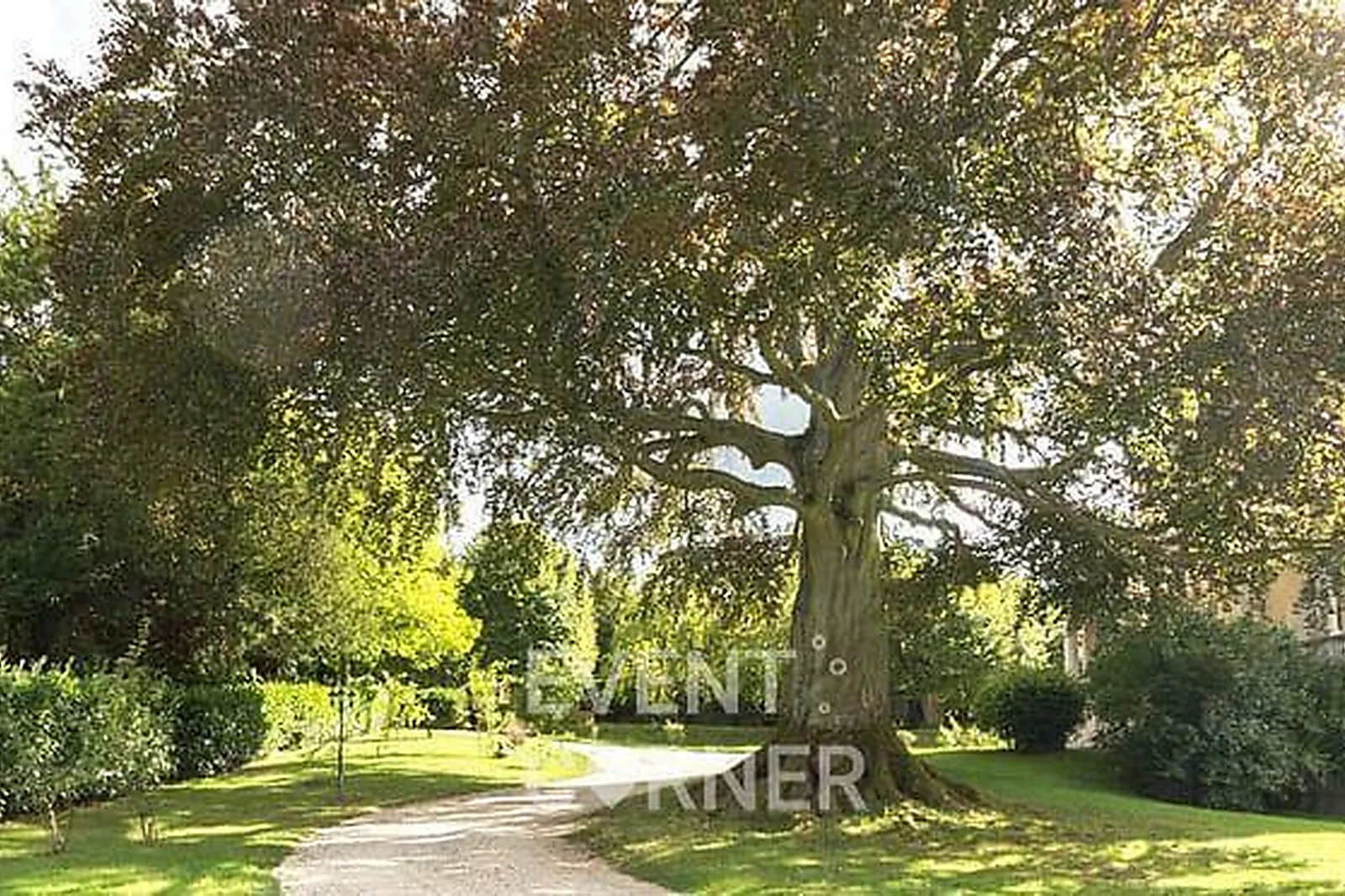 Lieux événementiels, CHÂTEAU DE BOUFFÉMONT
