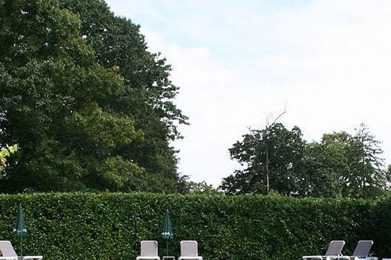 Lieux événementiels, CHÂTEAU DE BUROS ***