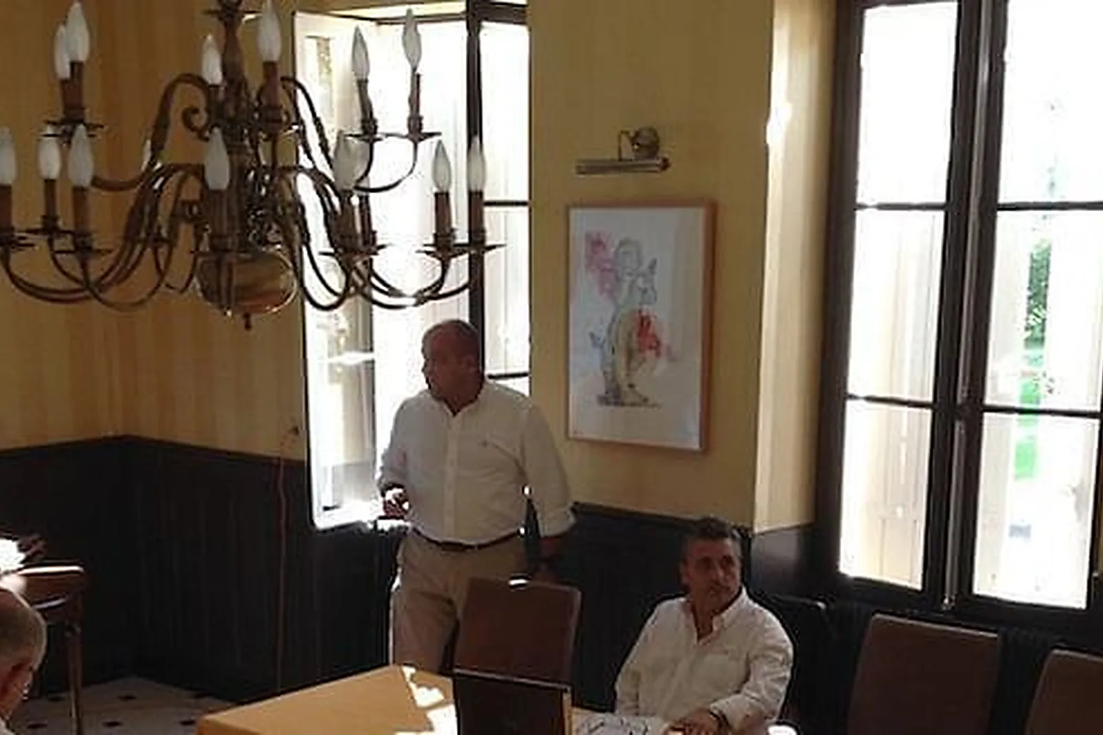 Lieux événementiels, CHÂTEAU DE BUROS ***