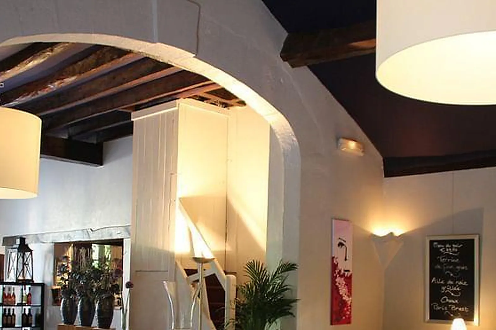 Lieux événementiels, CHÂTEAU DE BUROS ***