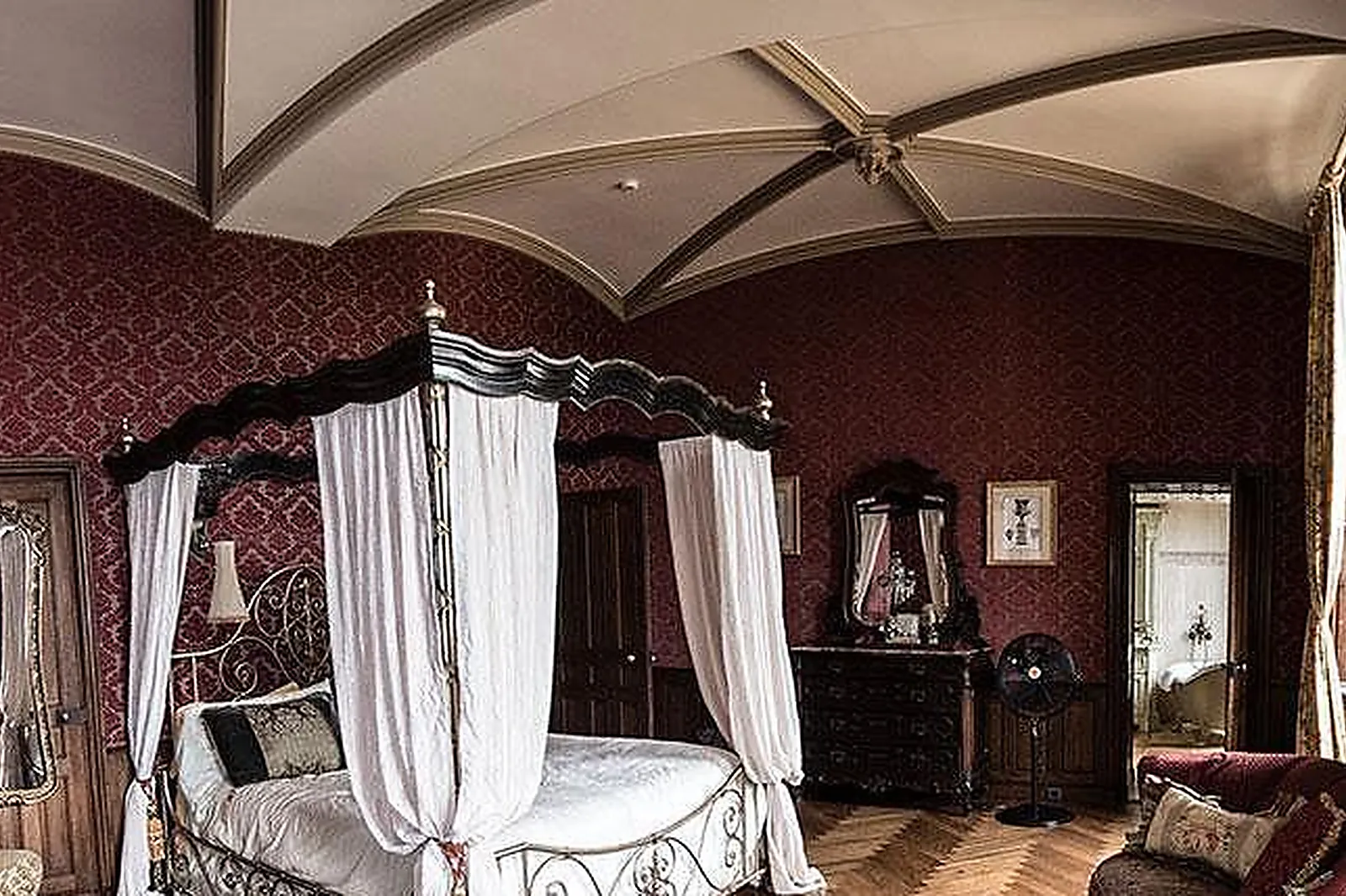 Lieux événementiels, CHÂTEAU DE CHALLAIN