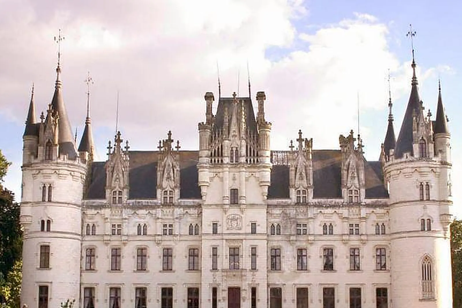 Lieux événementiels, CHÂTEAU DE CHALLAIN