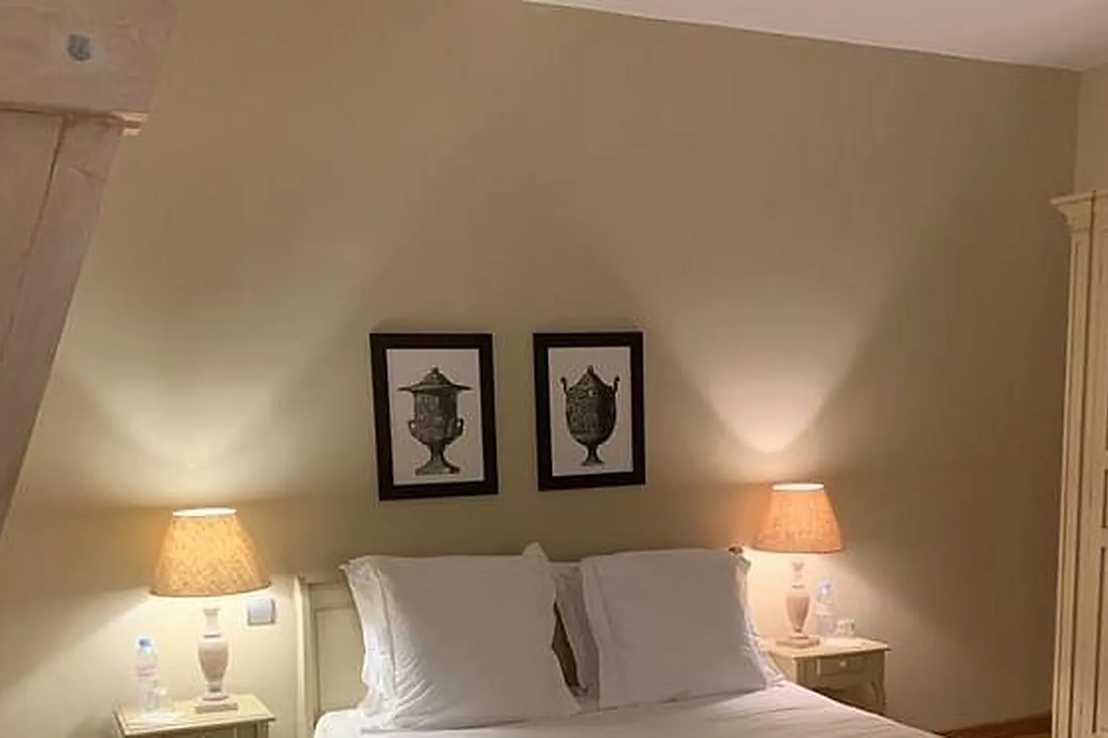 Lieux événementiels, CHÂTEAU DE CHARGÉ - CENTRE DE SÉMINAIRES RÉSIDENTIELS