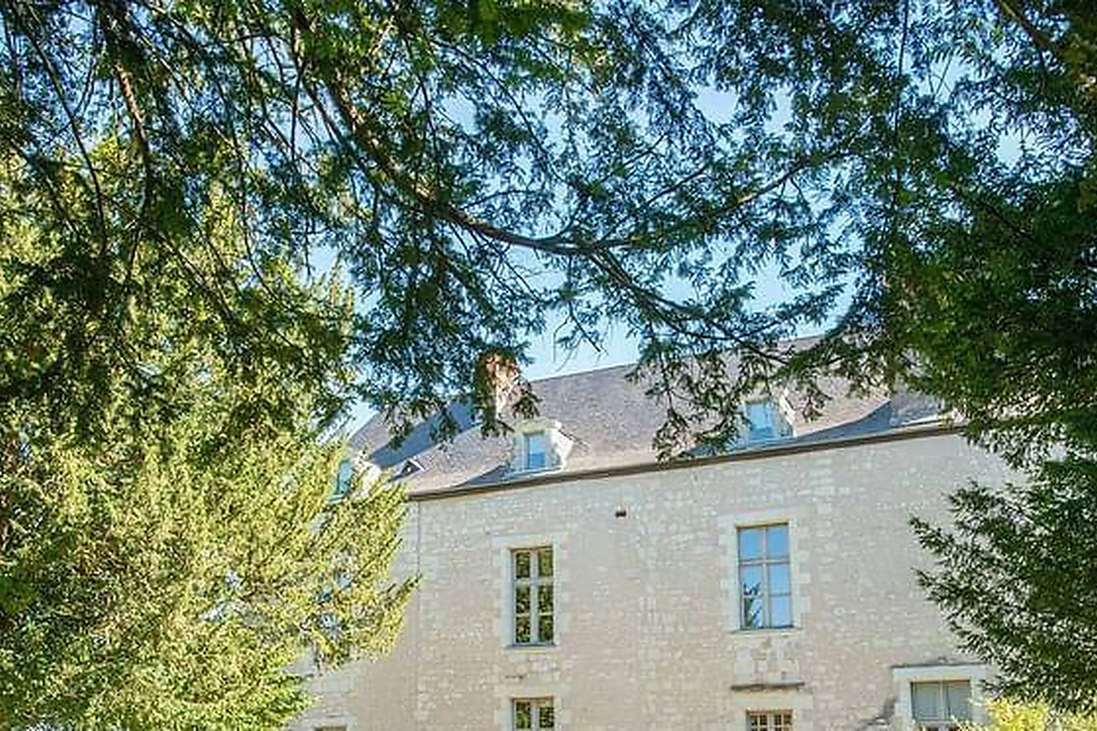 Lieux événementiels, CHÂTEAU DE CHARGÉ - CENTRE DE SÉMINAIRES RÉSIDENTIELS
