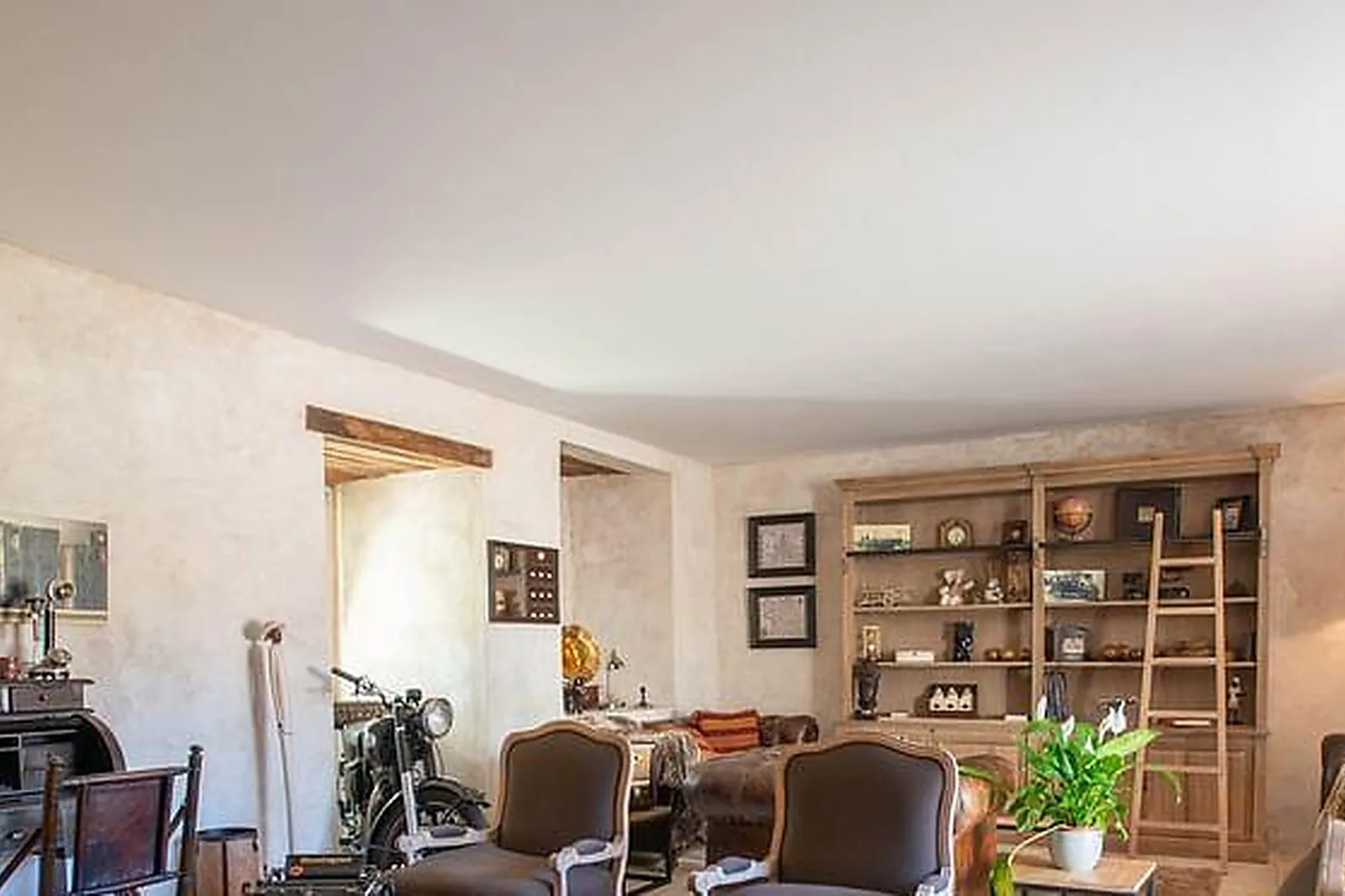 Lieux événementiels, CHÂTEAU DE CHARGÉ - CENTRE DE SÉMINAIRES RÉSIDENTIELS