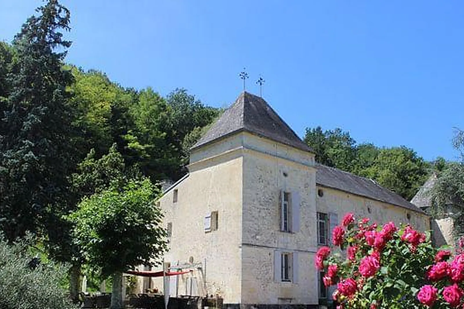 Lieux événementiels, CHÂTEAU DE COURTEBOTTE