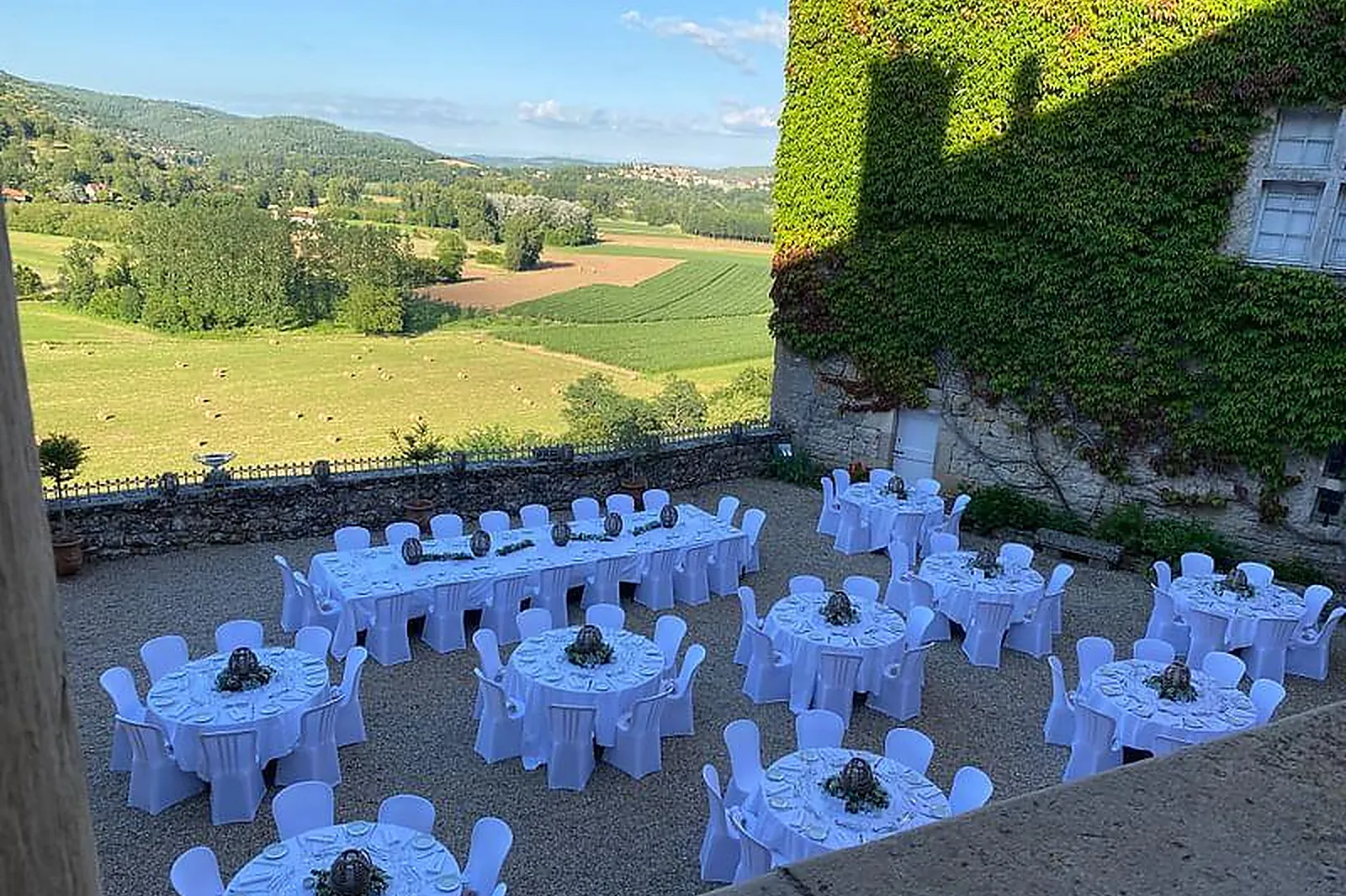 Lieux événementiels, CHÂTEAU DE CÉNEVIÈRES