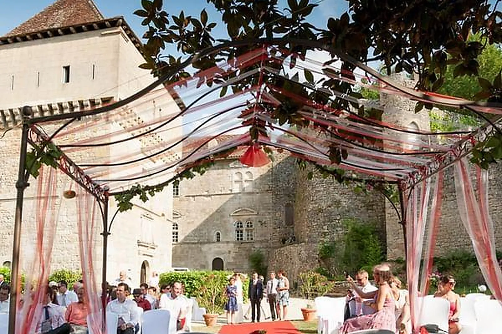 Lieux événementiels, CHÂTEAU DE CÉNEVIÈRES