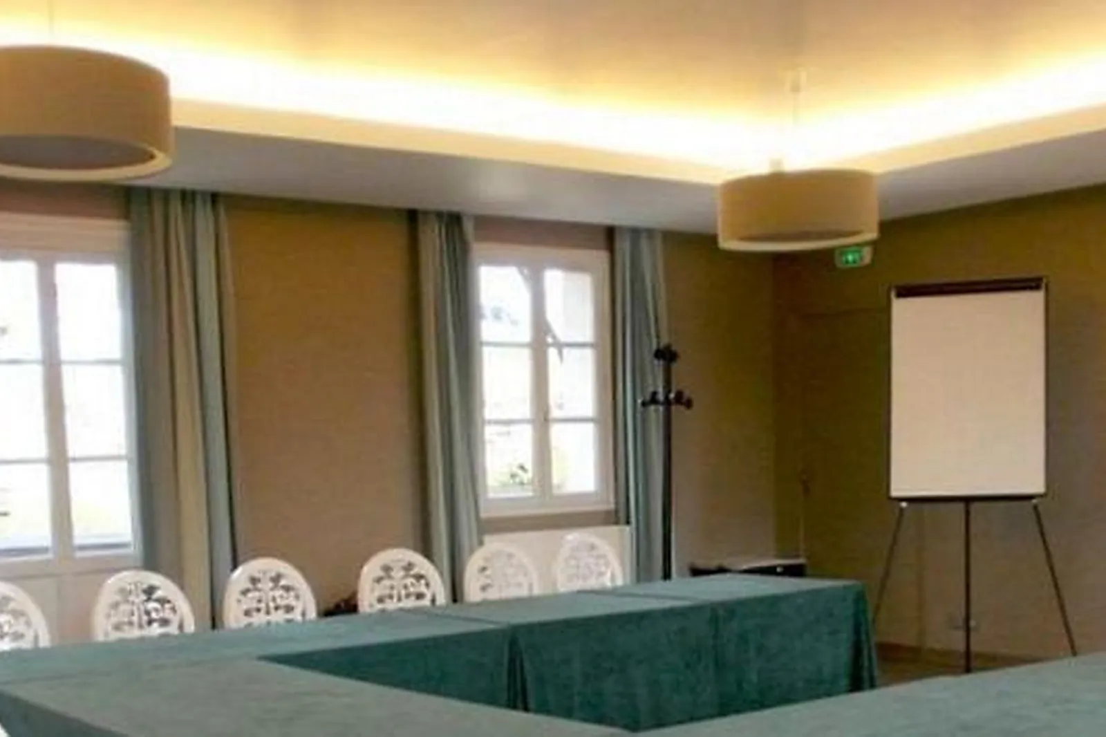 Lieux événementiels, ADONIS SANARY - GRAND HÔTEL DES BAINS