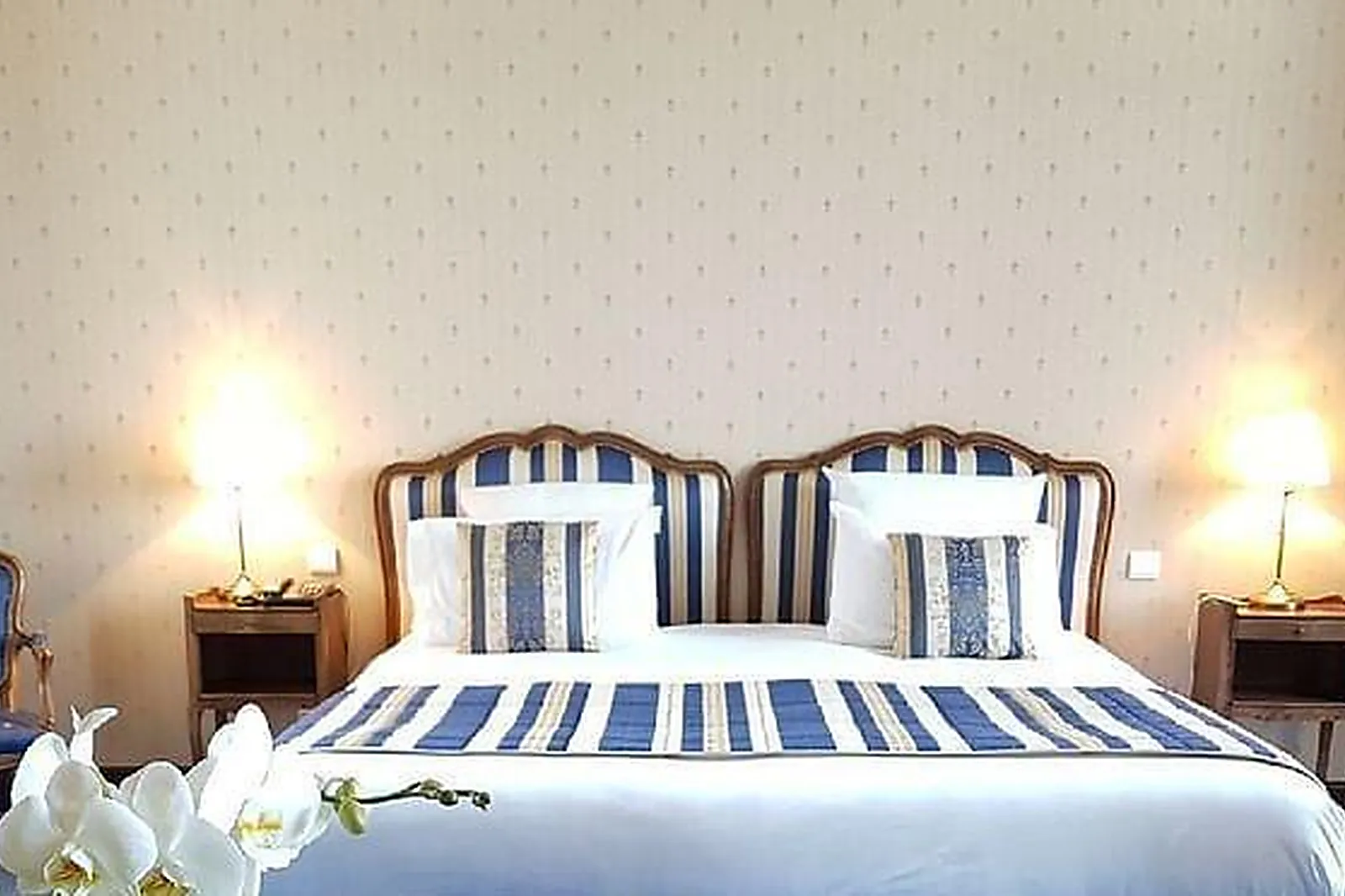 Lieux événementiels, SUPERBE APPARTEMENT PROCHE TOUR EIFFEL