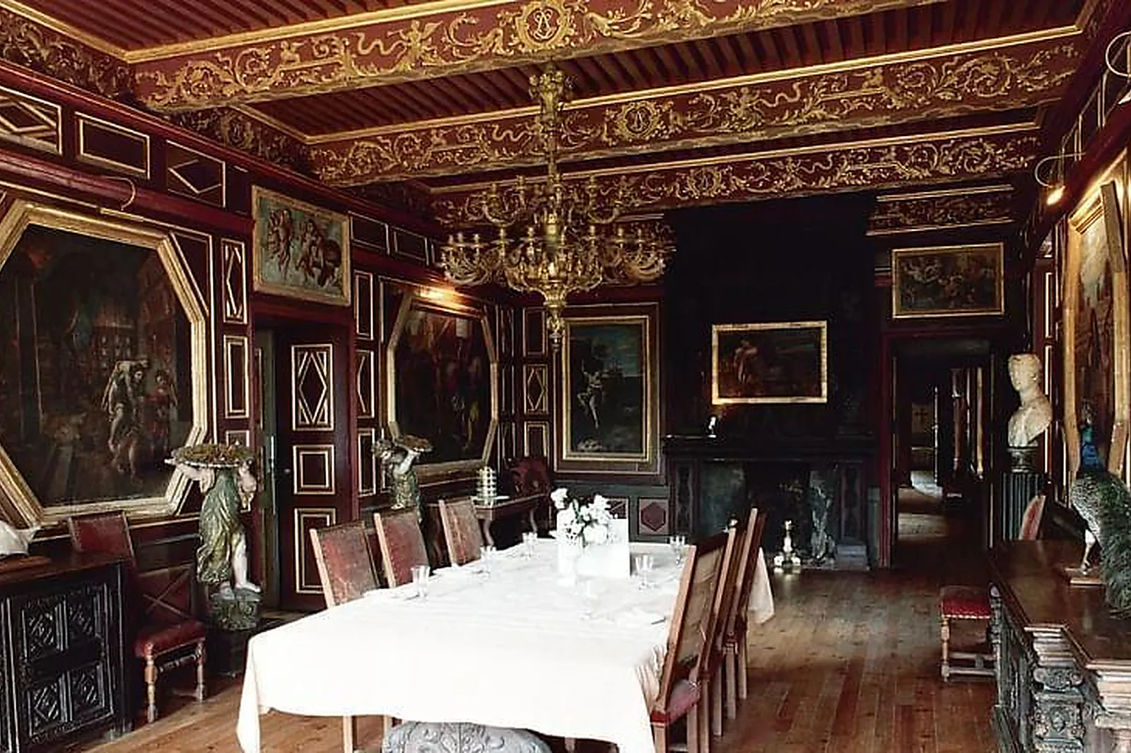 Lieux événementiels, CHÂTEAU FOMBRAUGE