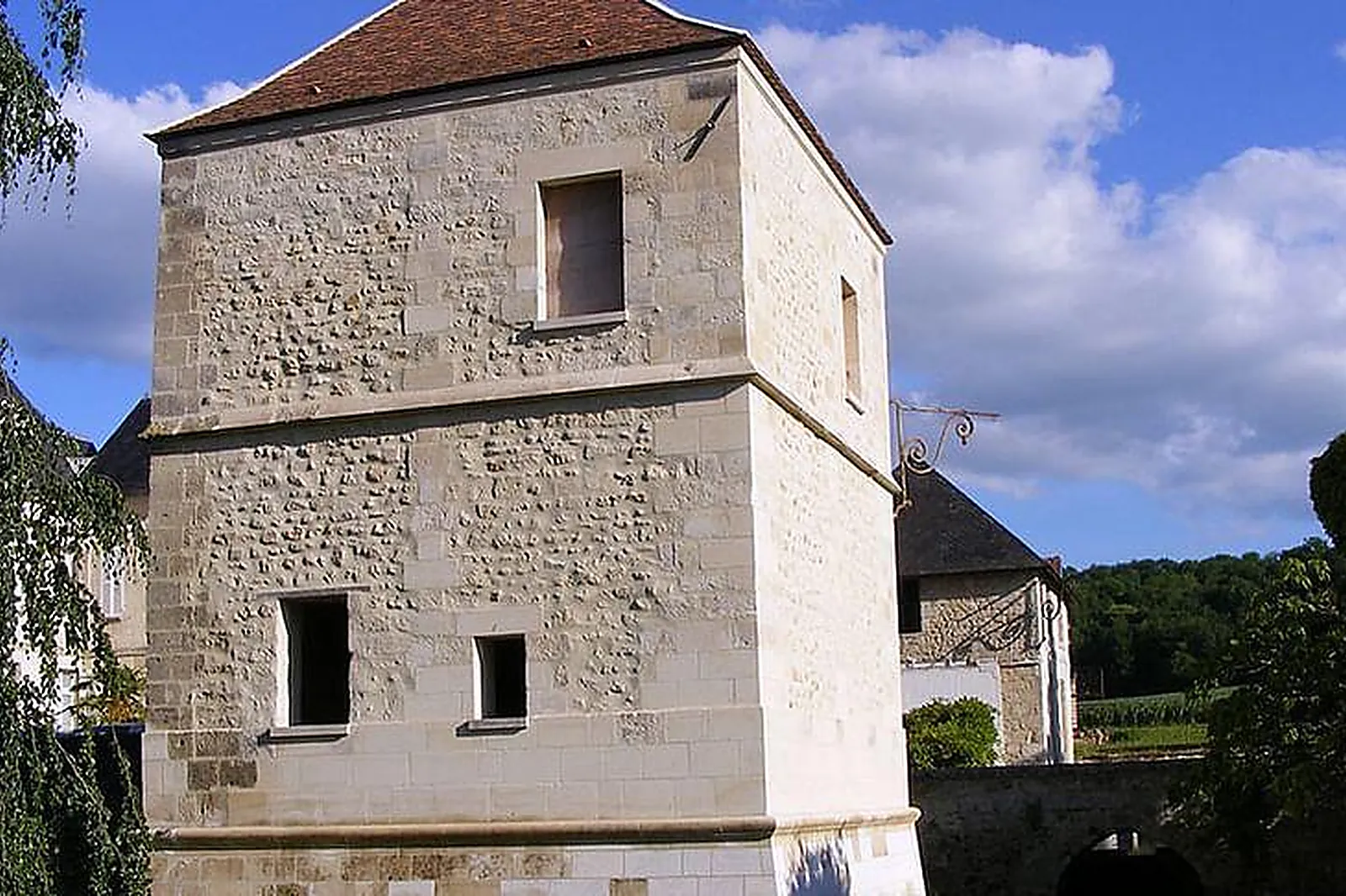 Lieux événementiels, CHÂTEAU DE LIMÉ