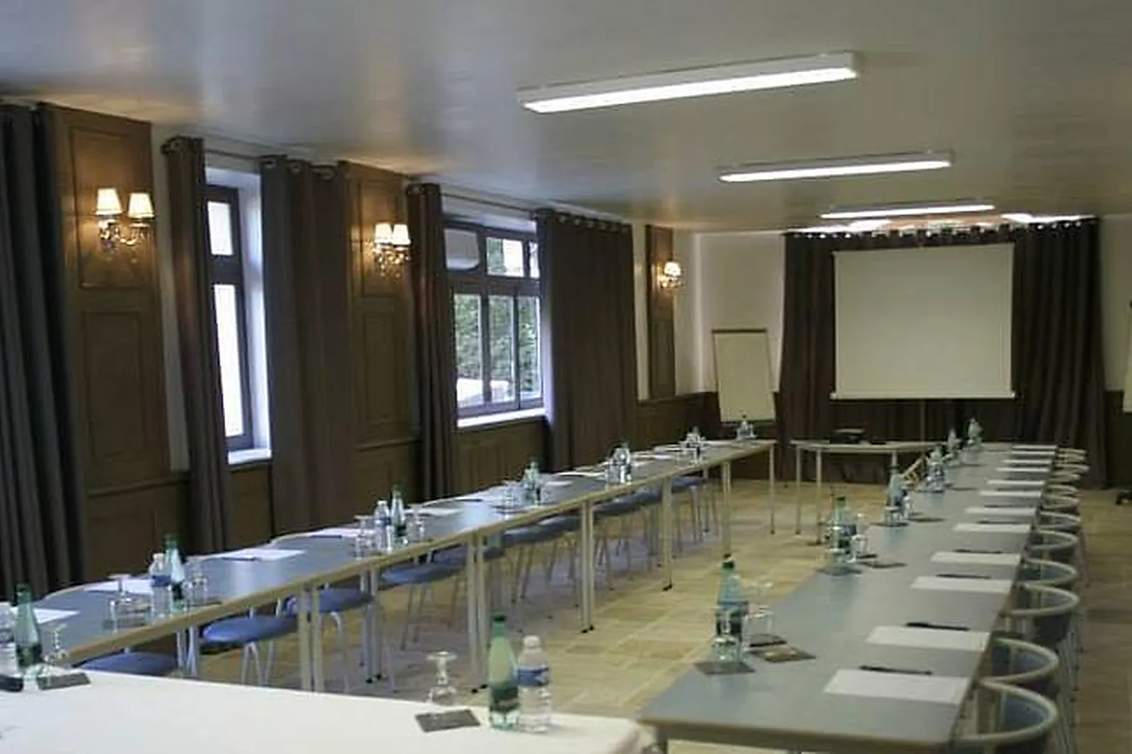 Lieux événementiels, WOJO ISSY-LES-MOULINEAUX