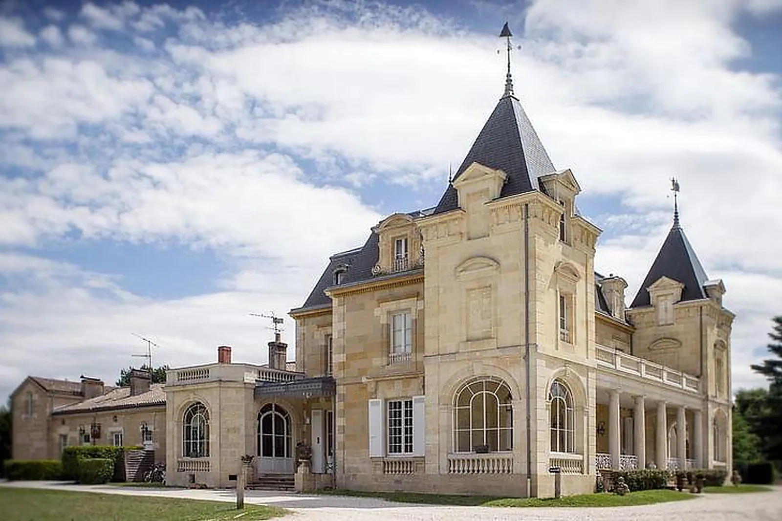Lieux événementiels, CHÂTEAU DE LÉOGNAN