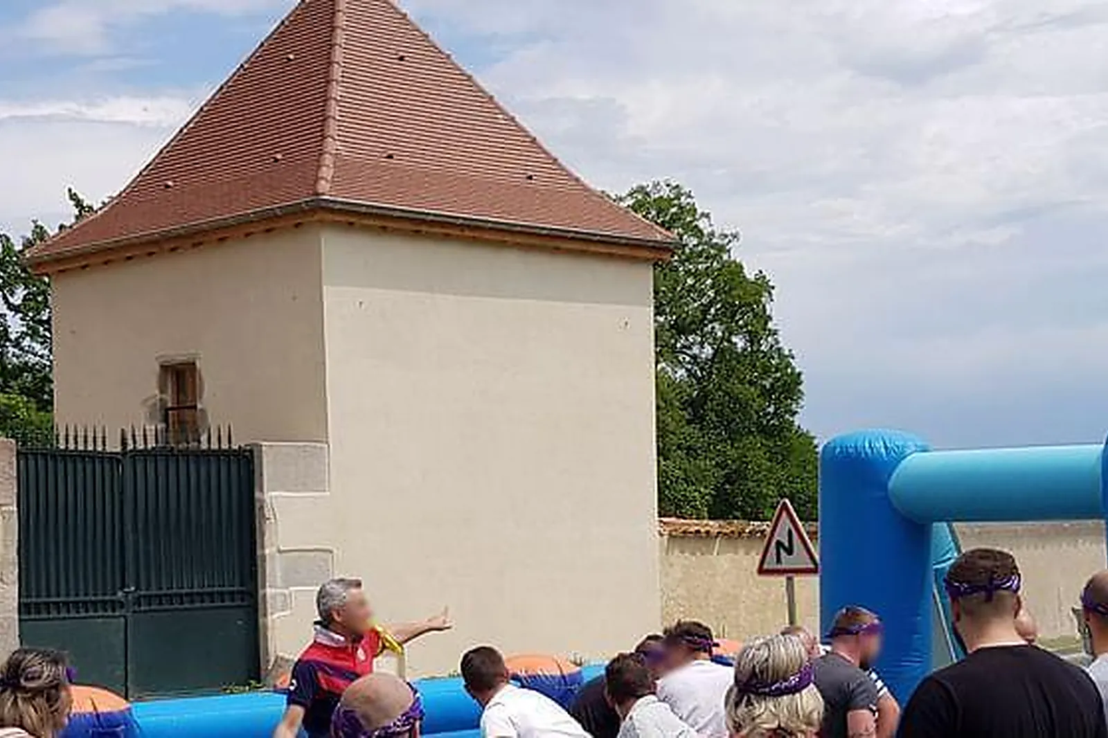 Lieux événementiels, CHÂTEAU DE MAGNEUX-HAUTE-RIVE