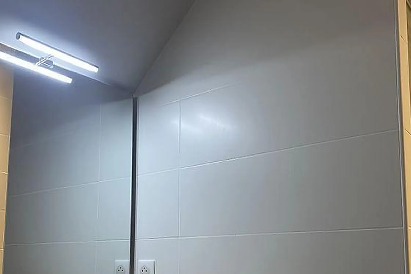 Lieux événementiels, CHÂTEAU DE MAGNEUX-HAUTE-RIVE