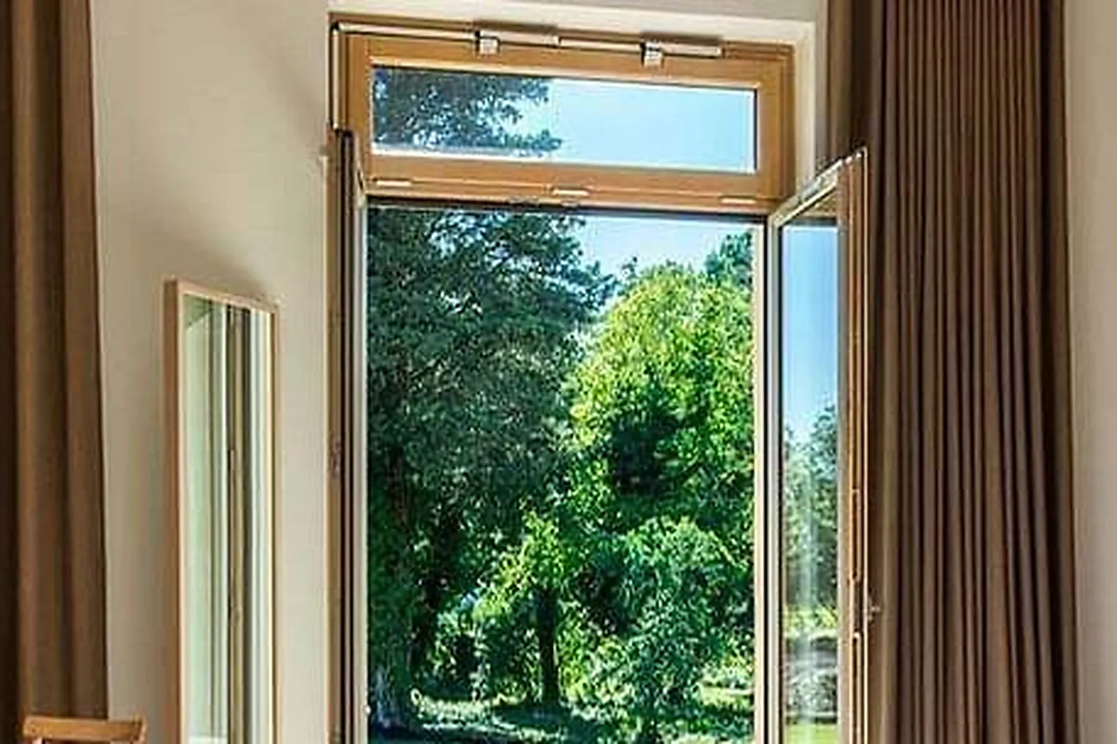 Lieux événementiels, CHÂTEAU DE MASSILLAN ****