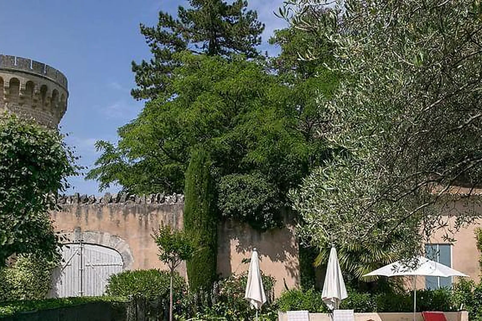 Lieux événementiels, CHÂTEAU DE MASSILLAN ****
