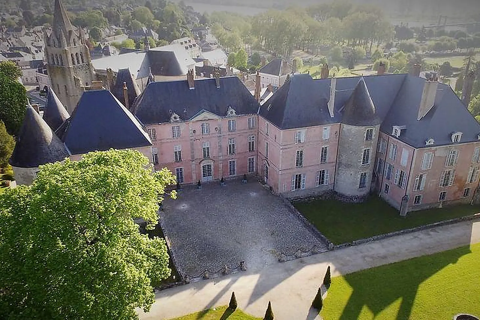 Lieux événementiels, CHÂTEAU DE MEUNG SUR LOIRE