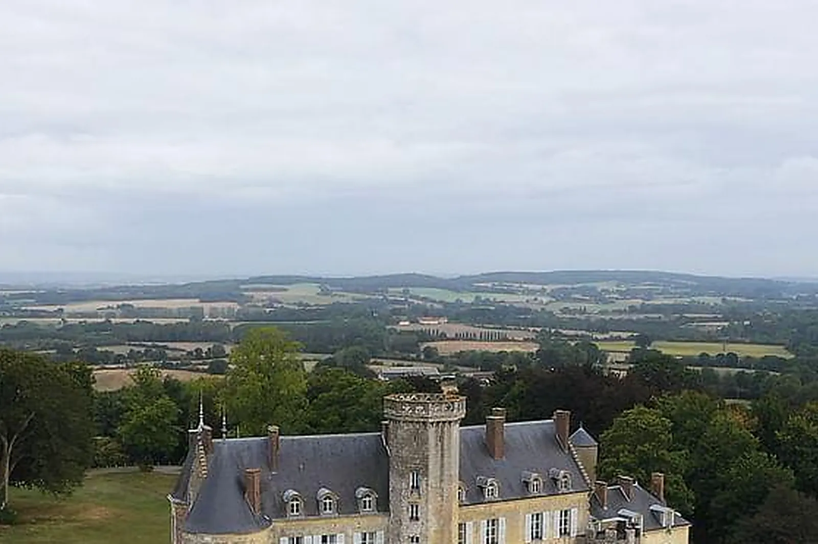 Lieux événementiels, CHÂTEAU DE MONTMIRAIL