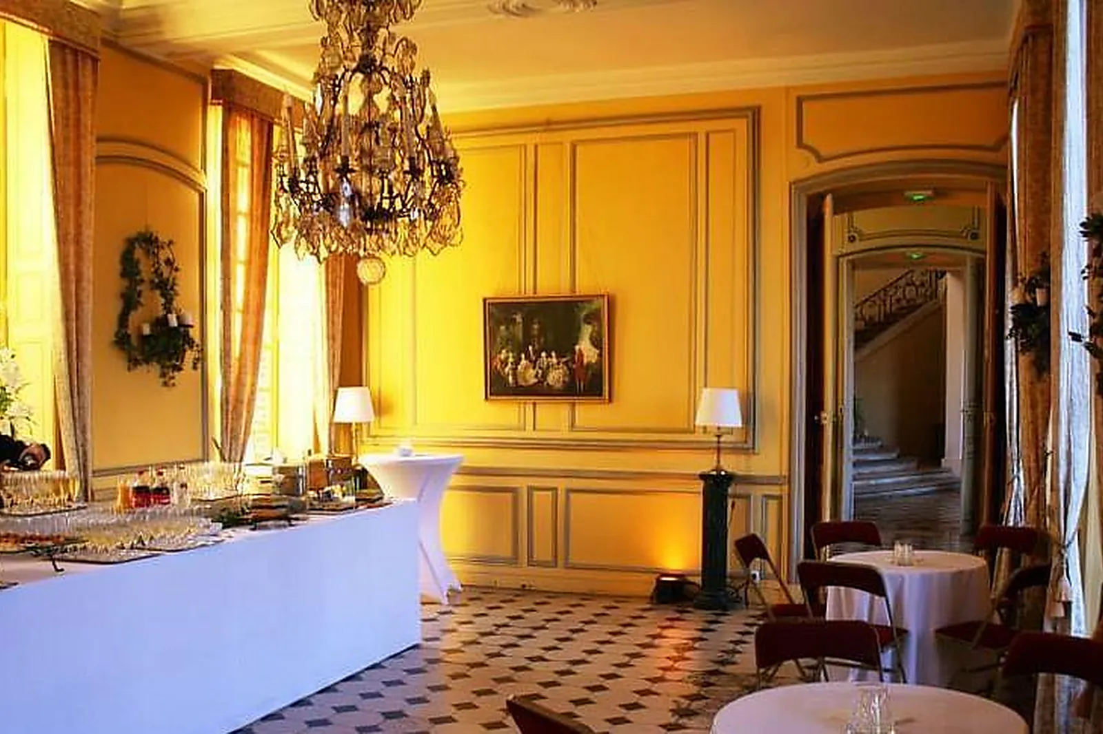 Lieux événementiels, CHÂTEAU DE NEUVILLE