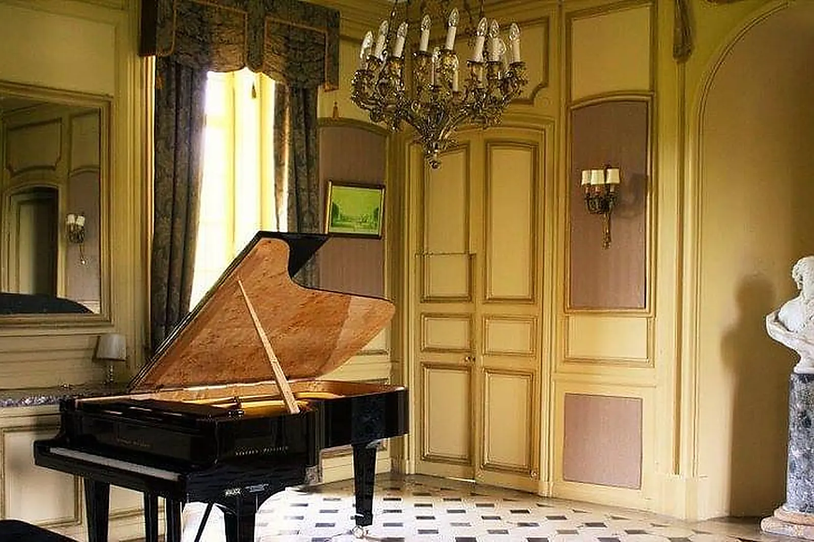 Lieux événementiels, CHÂTEAU DE NEUVILLE