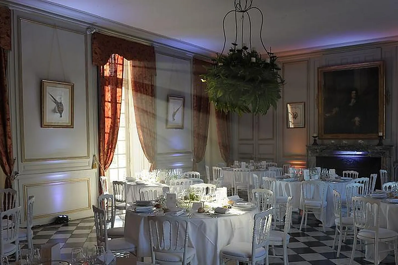 Lieux événementiels, CHÂTEAU DE NEUVILLE