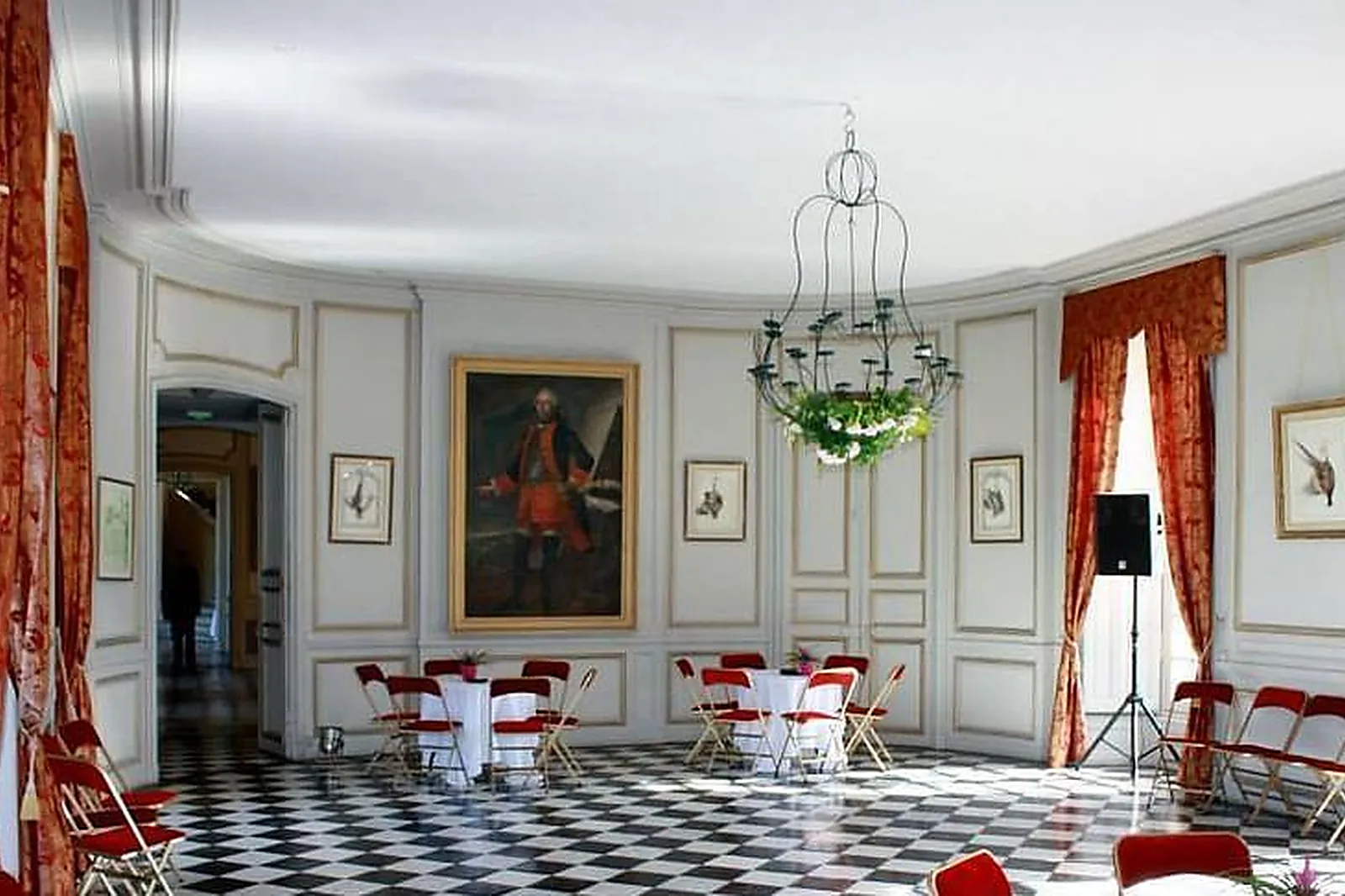 Lieux événementiels, CHÂTEAU DE NEUVILLE