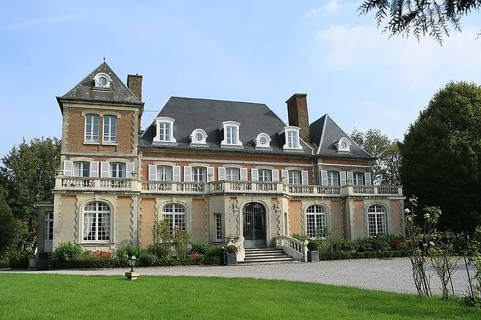 Lieux événementiels, CHÂTEAU DE NOYELLES