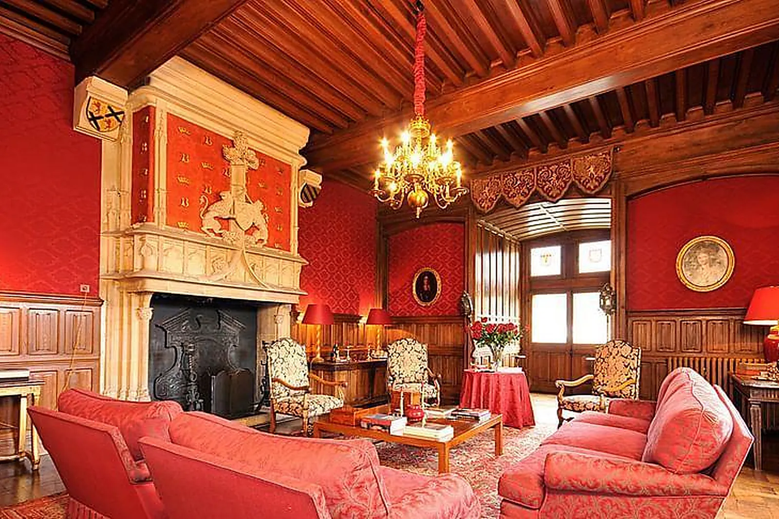 Lieux événementiels, OFFICINA 06 - ESPACE DE COWORKING ET SALLE DE RÉUNION