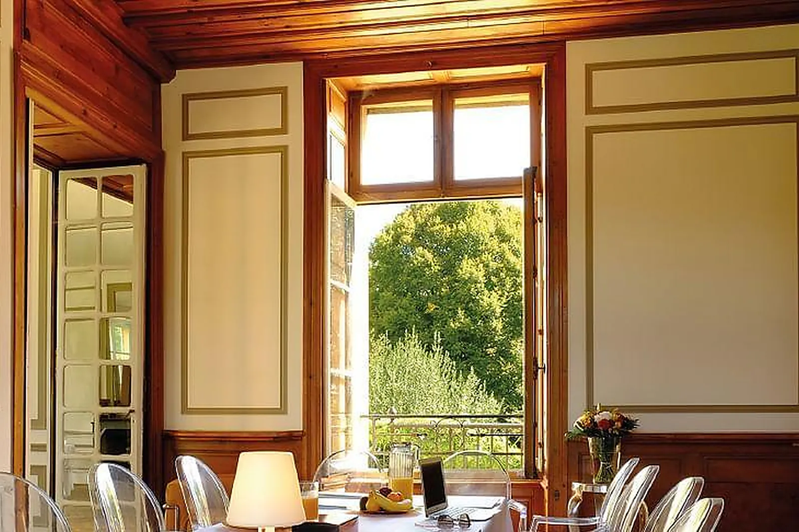 Lieux événementiels, CHALET LE CERF CHE - ECOGÎTE - 4*