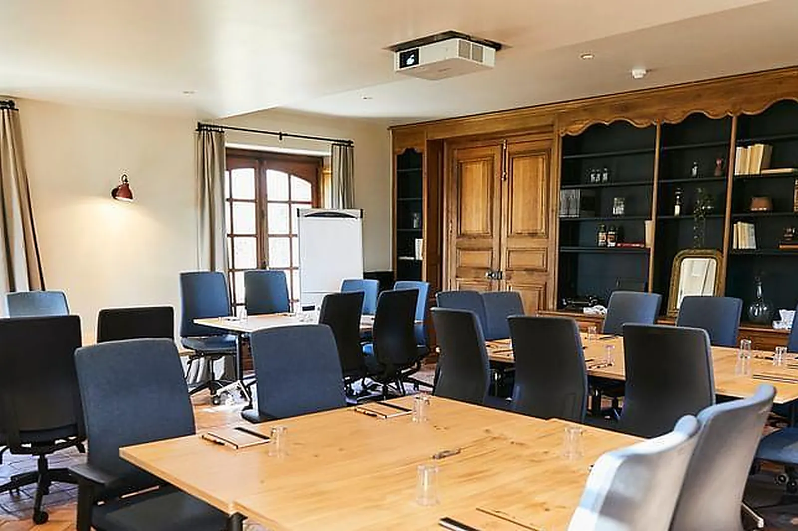 Lieux événementiels, CHÂTEAU DE VILLIERS-LE-MAHIEU (LES MAISONS DE CAMPAGNE)