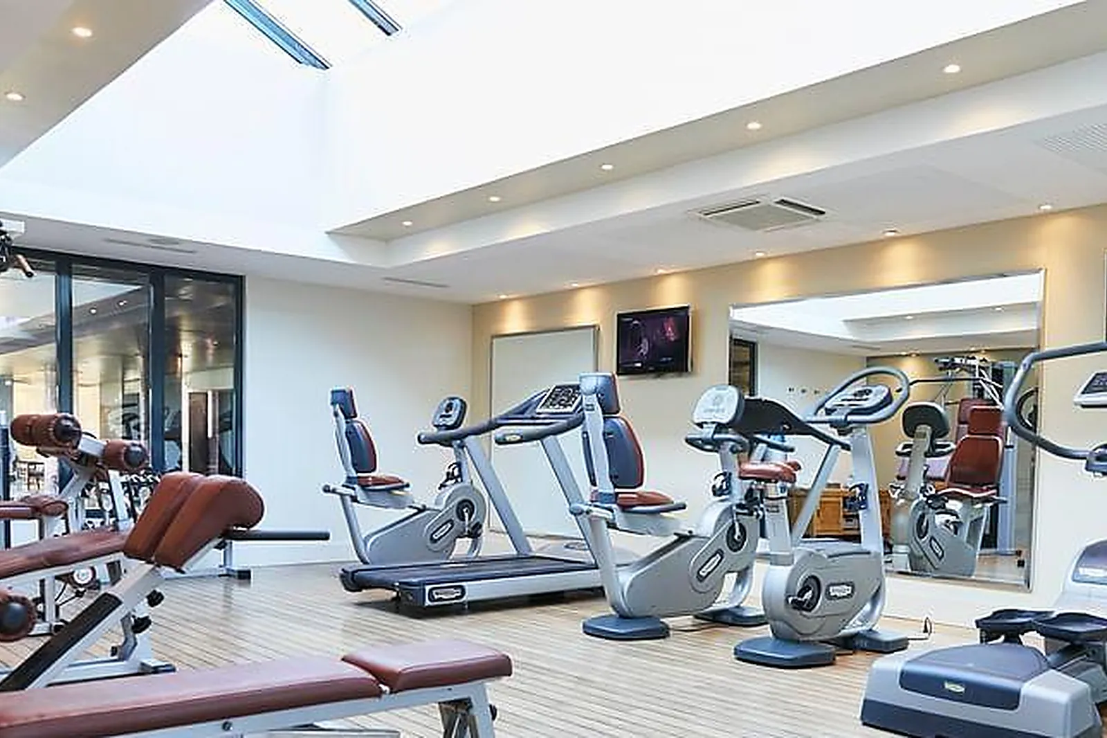 Lieux événementiels, CHÂTEAU DE VILLIERS-LE-MAHIEU (LES MAISONS DE CAMPAGNE)