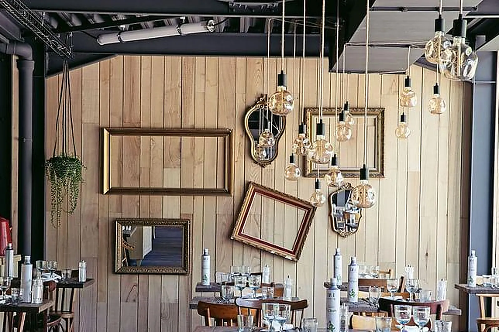 Lieux événementiels, CHÂTEAU DE VILLIERS-LE-MAHIEU (LES MAISONS DE CAMPAGNE)