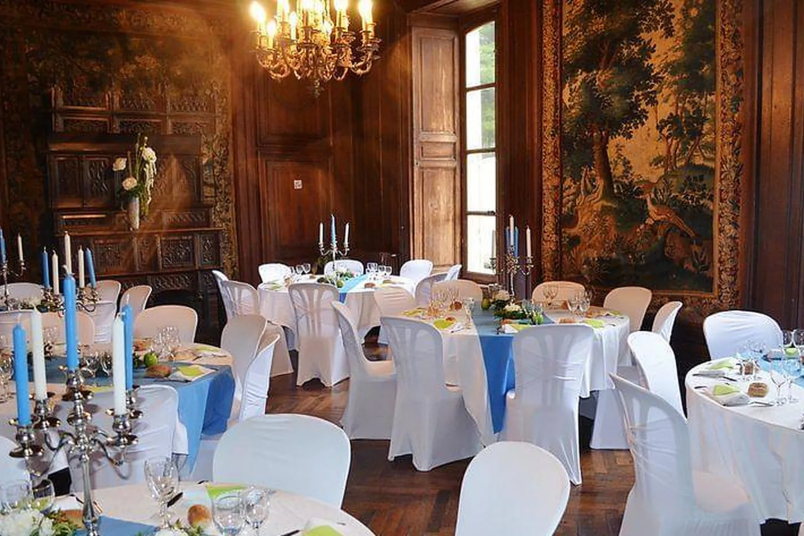 Lieux événementiels, LAOUZ MOUFFETARD