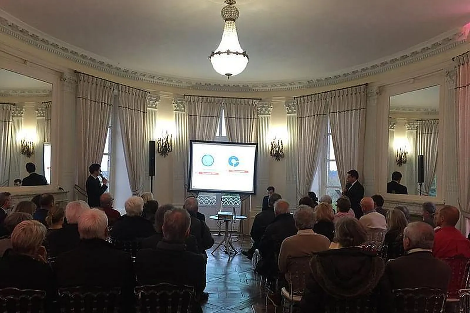 Lieux événementiels, LAOUZ MOUFFETARD