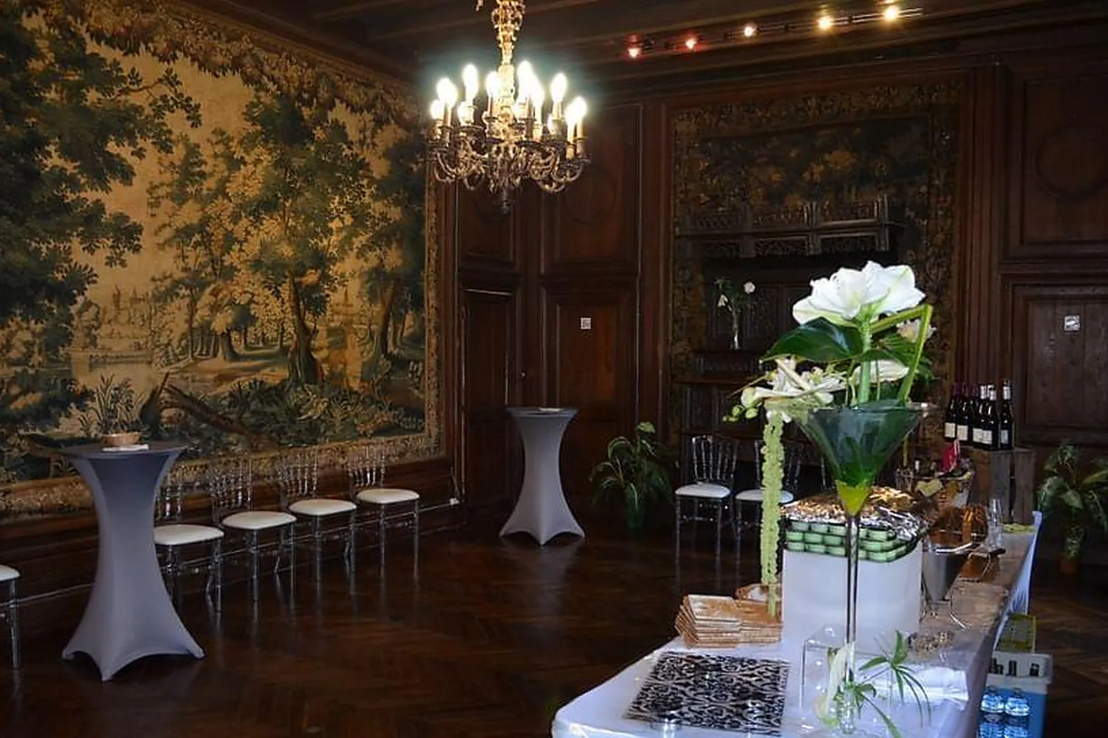 Lieux événementiels, LAOUZ MOUFFETARD