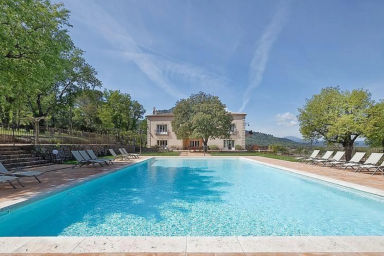 Lieux événementiels, CHÂTEAU DE L'ESCARELLE