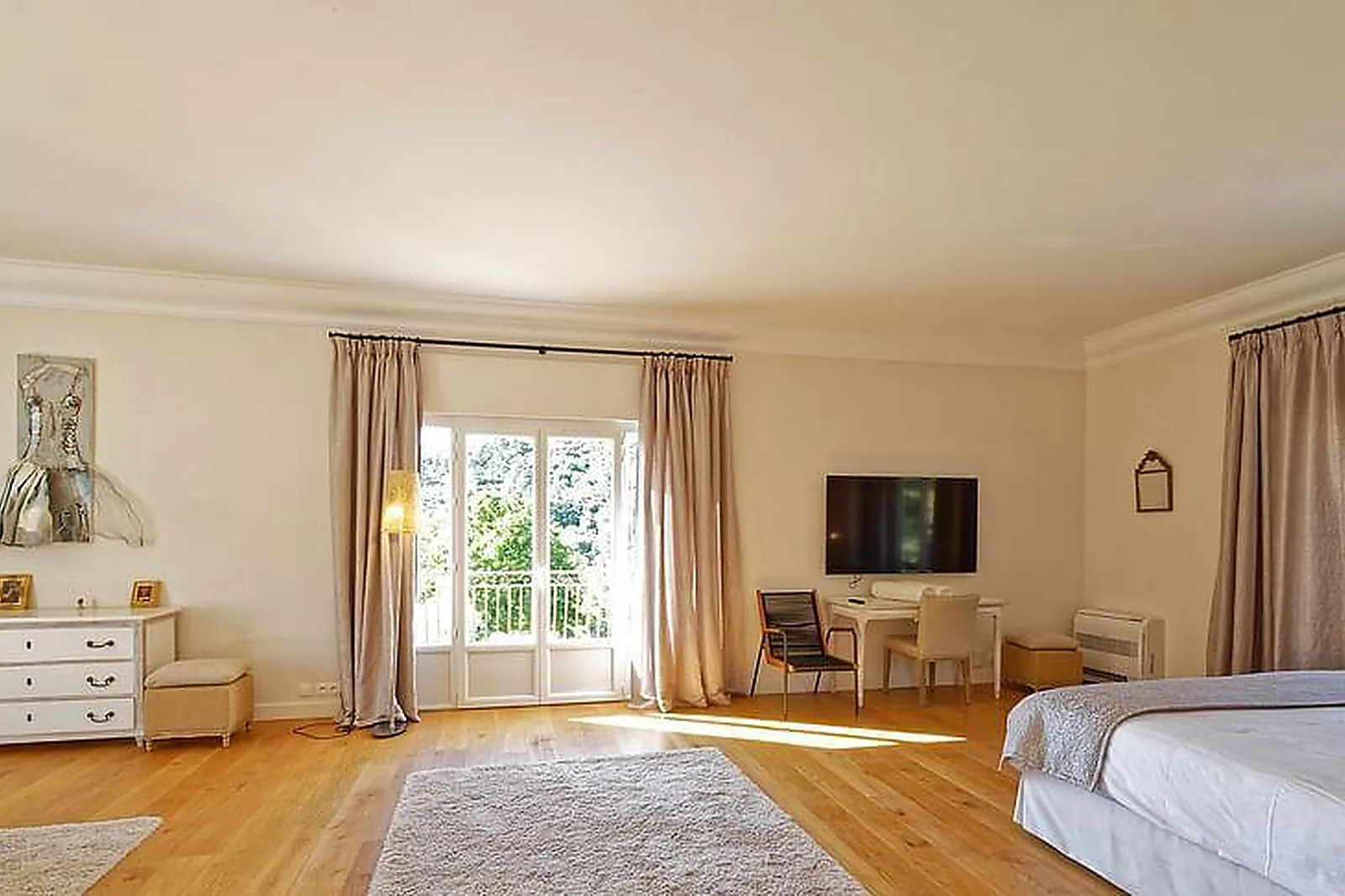 Lieux événementiels, CHÂTEAU DE L'ESCARELLE