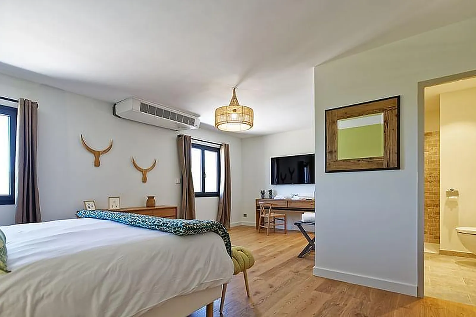 Lieux événementiels, CHÂTEAU DE L'ESCARELLE