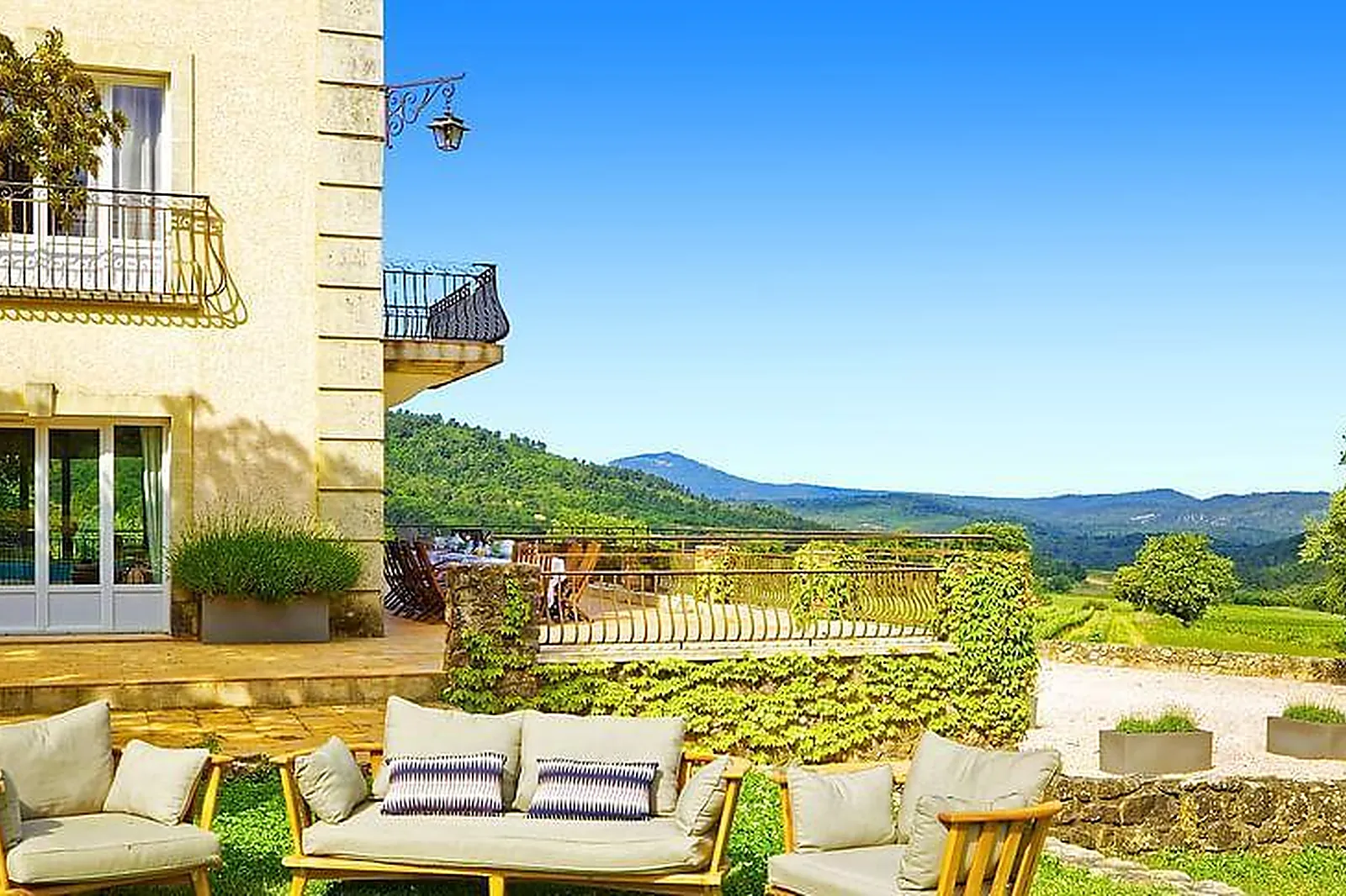 Lieux événementiels, CHÂTEAU DE L'ESCARELLE