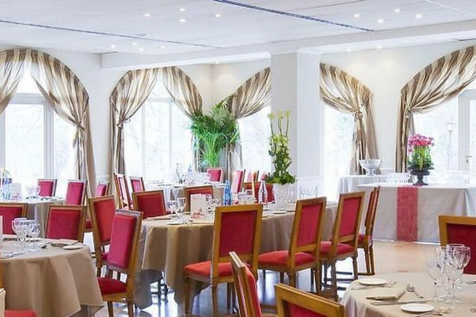 Lieux événementiels, CHÂTEAU DE L'ILE *****